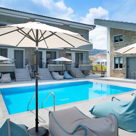 خْريسيا أموذيا Aerino Luxury Villas المظهر الخارجي الصورة